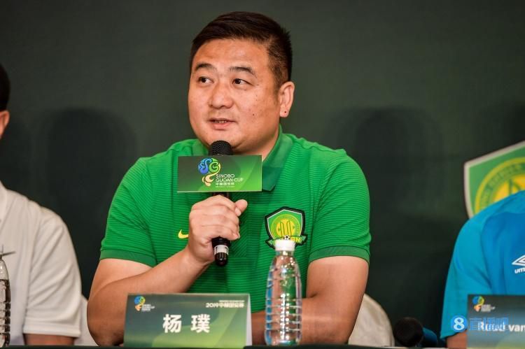 夜场鸭子弄得我高潮不断